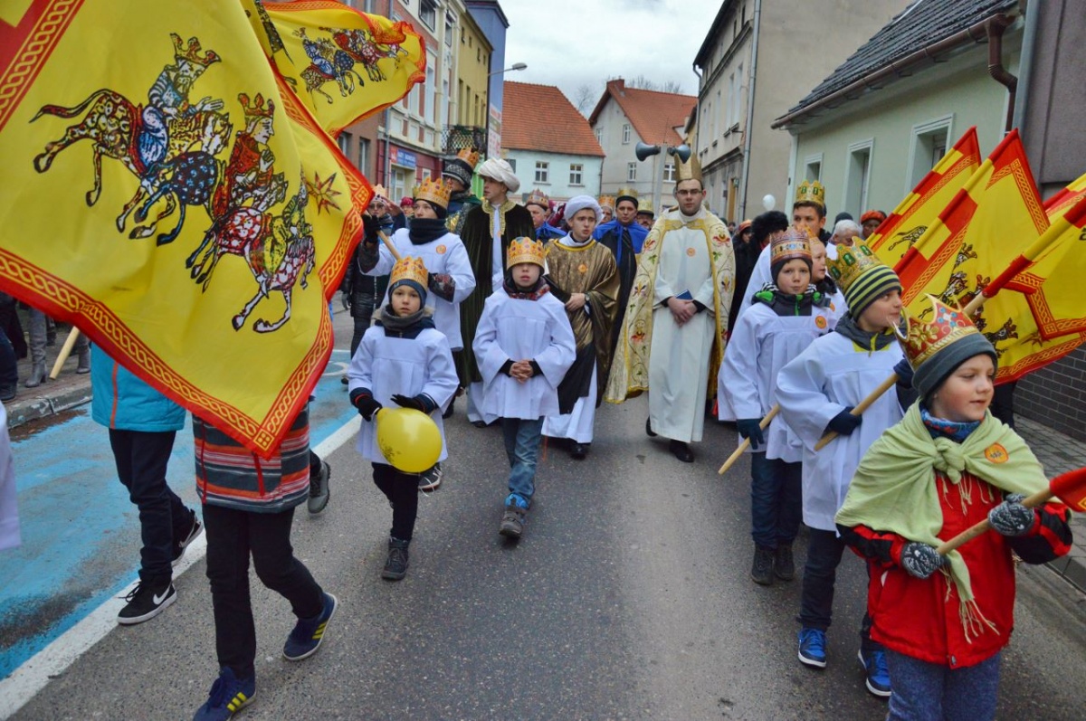 Orszak Trzech Króli w Kościanie [ZDJĘCIA]
