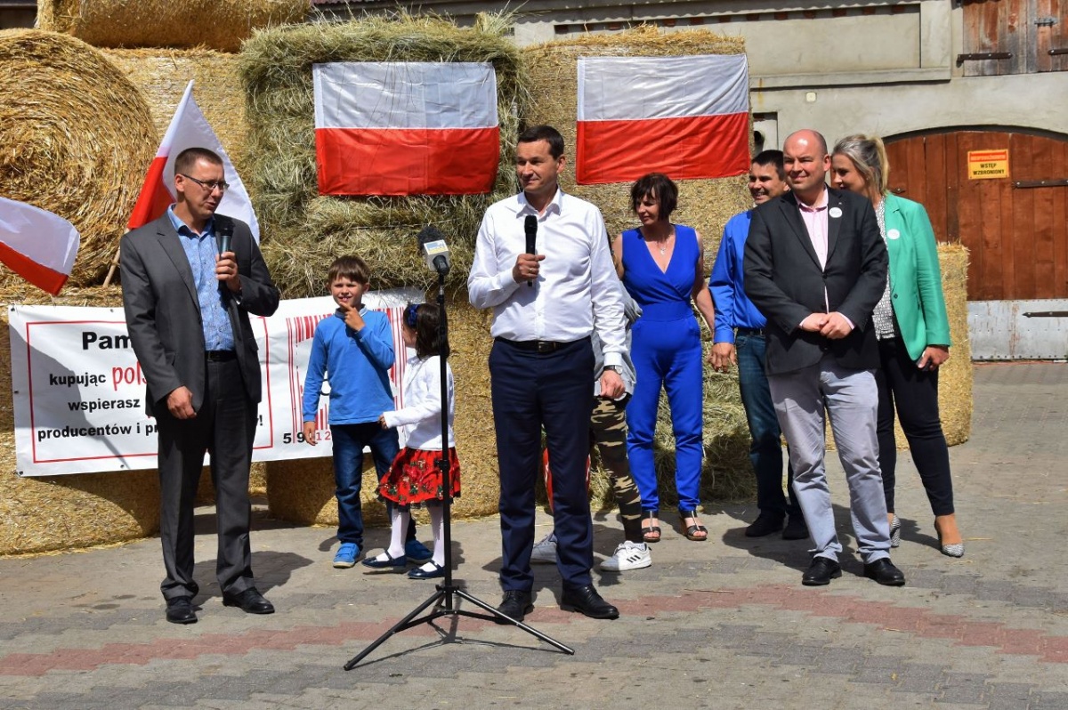 Premier Morawiecki w Bieżyniu i Lubiniu [ZDJĘCIA]