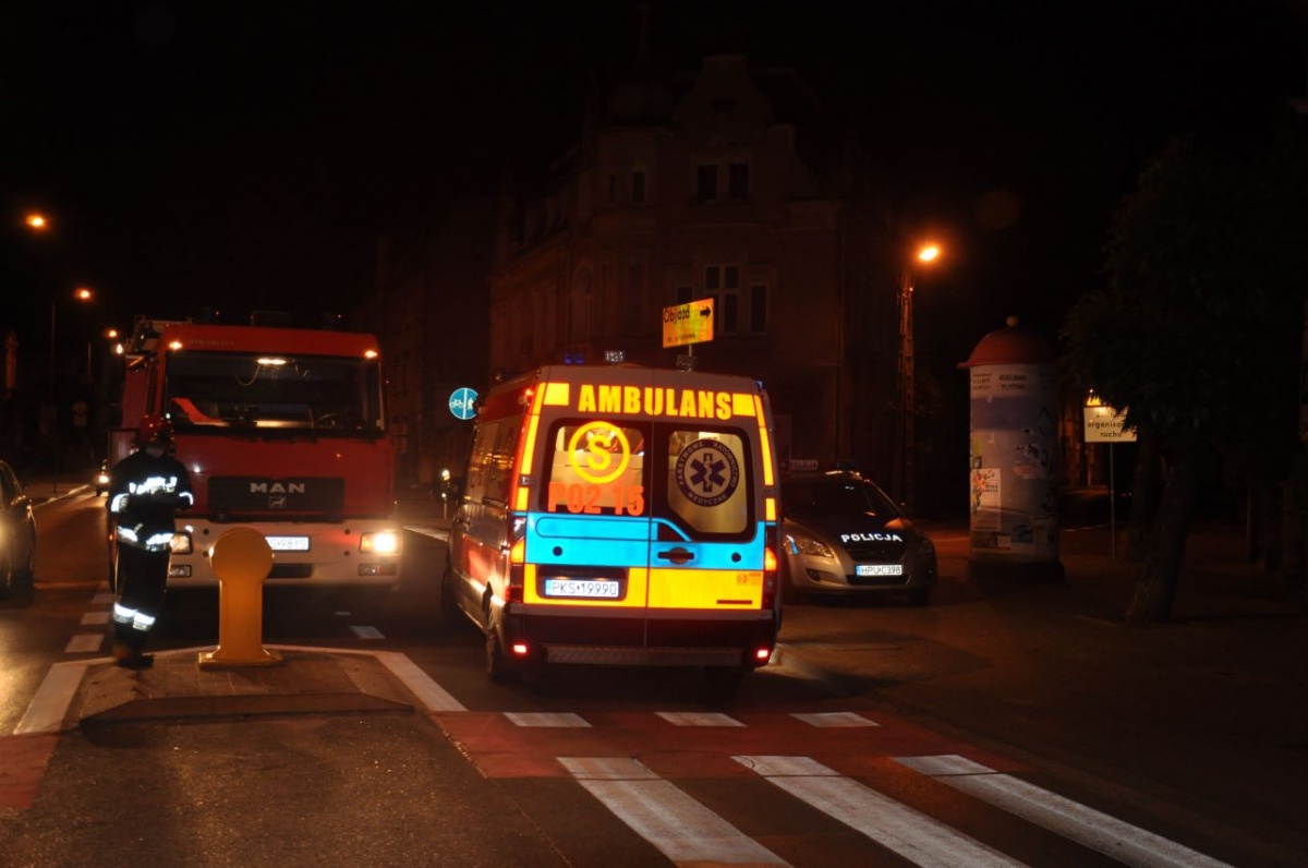 Rozbój koło Ronda Solidarności! Ukradli auto, pobili kierowcę!
