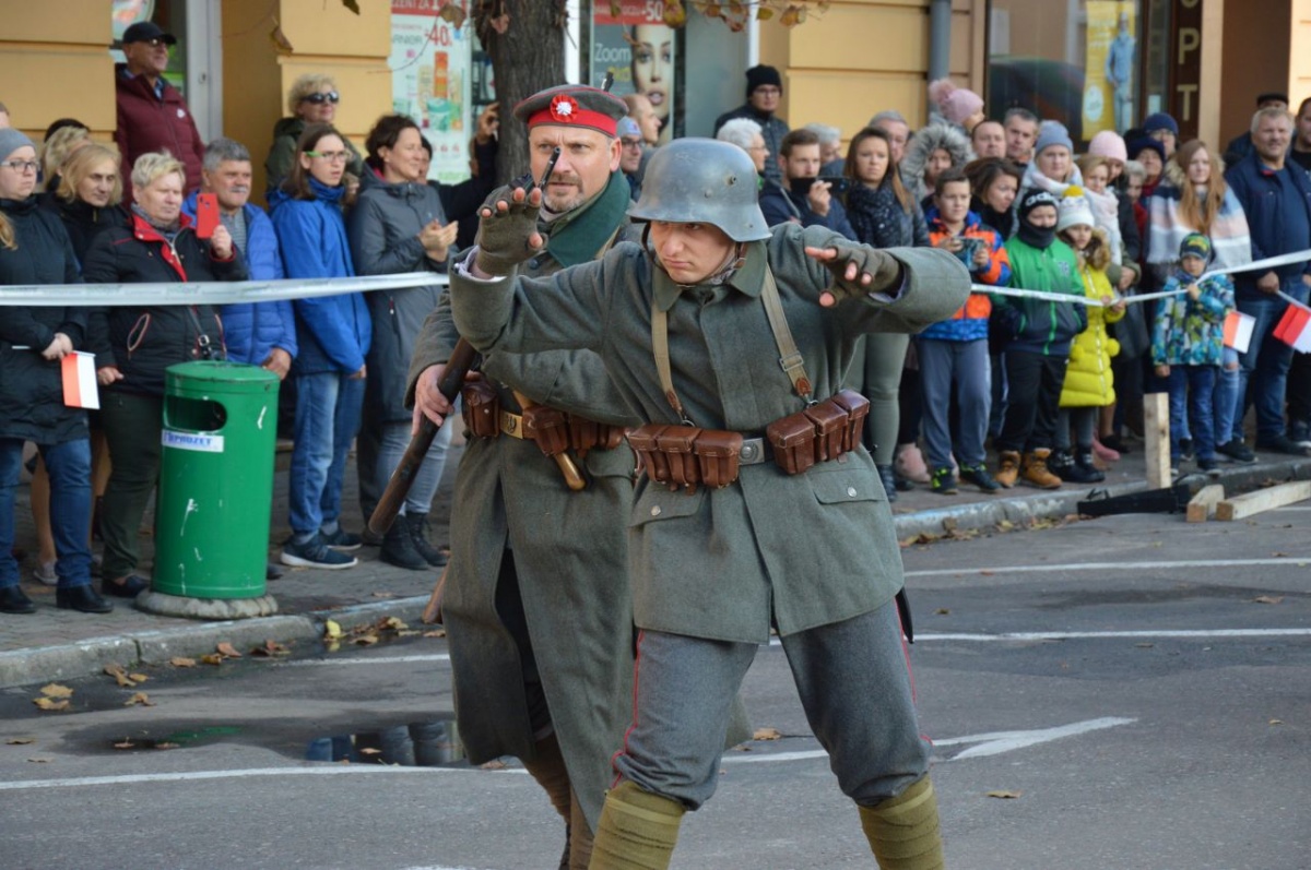 Święto Niepodległości w Kościanie. Atrakcje na Rynku [ZDJĘCIA]