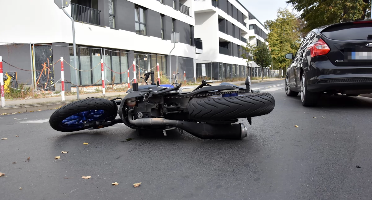 Nie ustąpił pierwszeństwa motocyklowi [ZDJĘCIA]