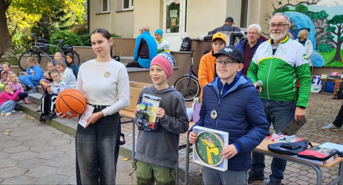 Kościańska Jesień nad Obrą z metą w Nietążkowie