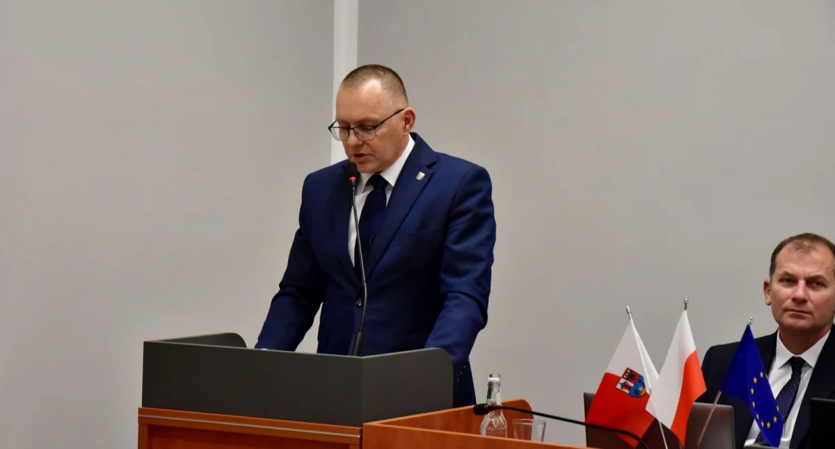 Budżet powiatu na 2025 rok przyjęty jednomyślnie!