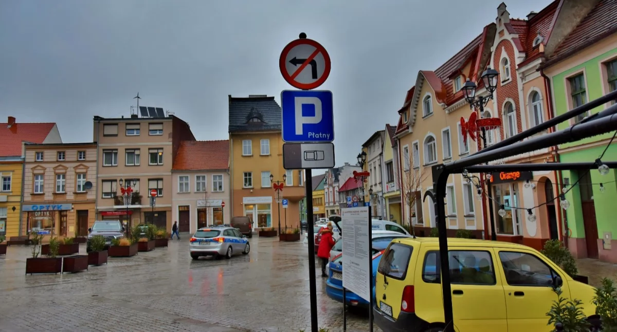 Od dziś parkowanie na Rynku bezpłatne, ale ograniczone czasowo!