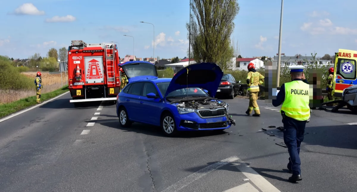 Zderzenie 3 aut na obwodnicy Kościana [ZDJĘCIA]