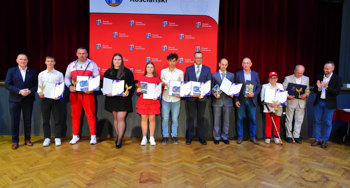 Nagrody dla sportowców od powiatu kościańskiego [ZDJĘCIA]