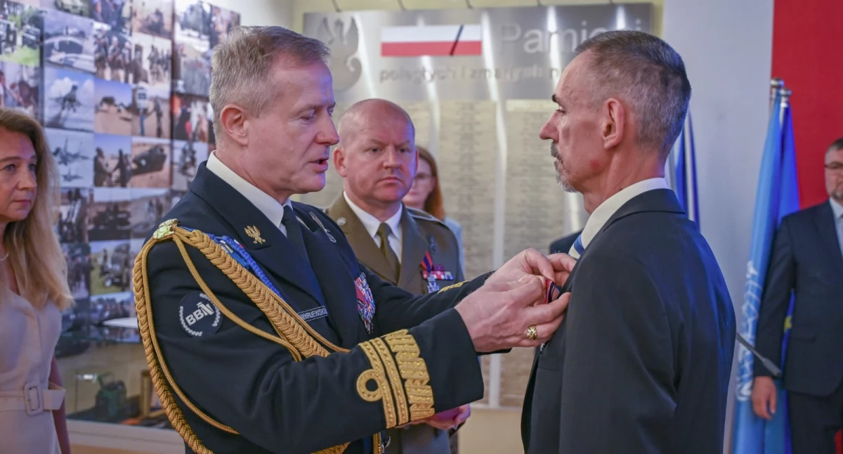 Maciej Baj z Kopaszewa uhonorowany Krzyżem Zasługi za Dzielność!