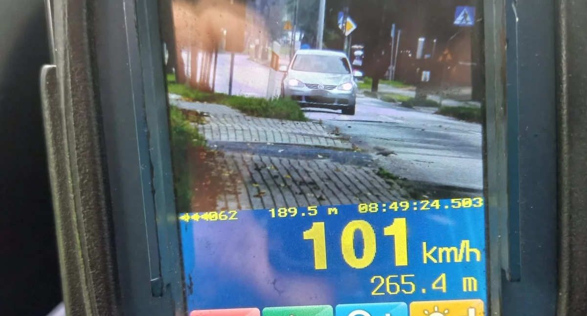 18-latek stracił prawo jazdy po dwóch miesiącach