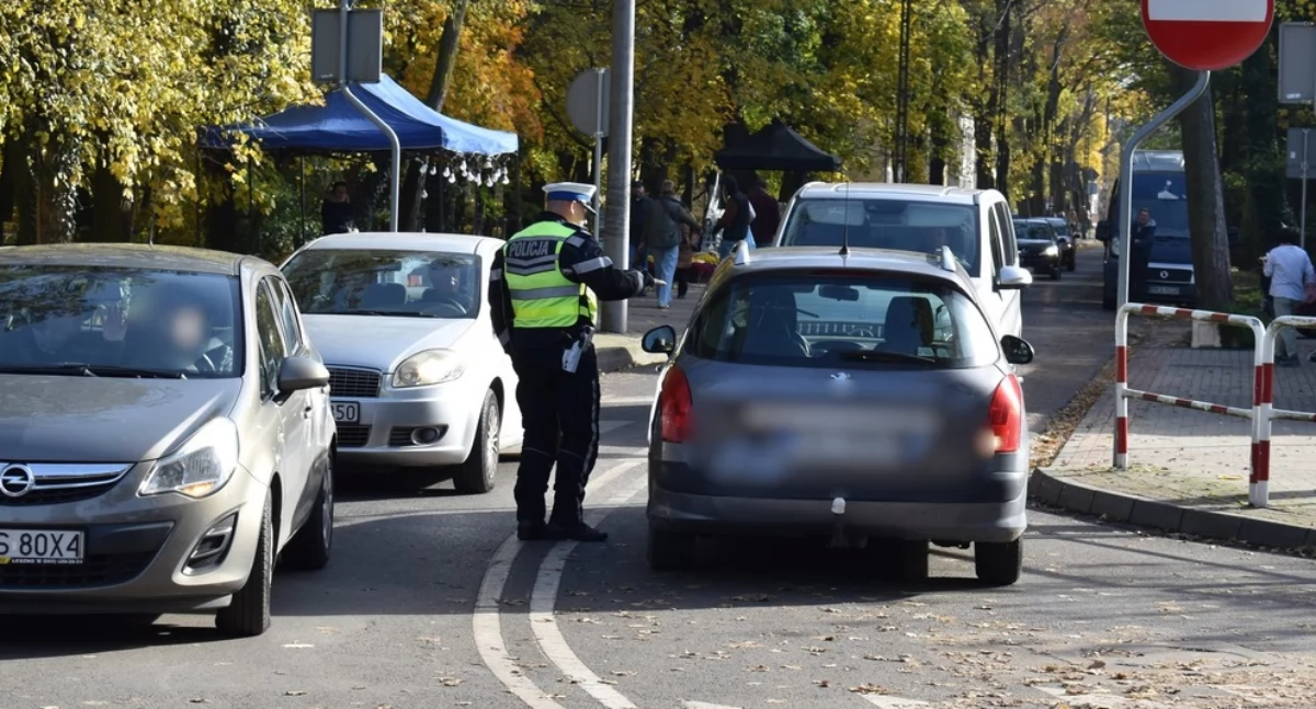 Bezpieczny weekend Wszystkich Świętych