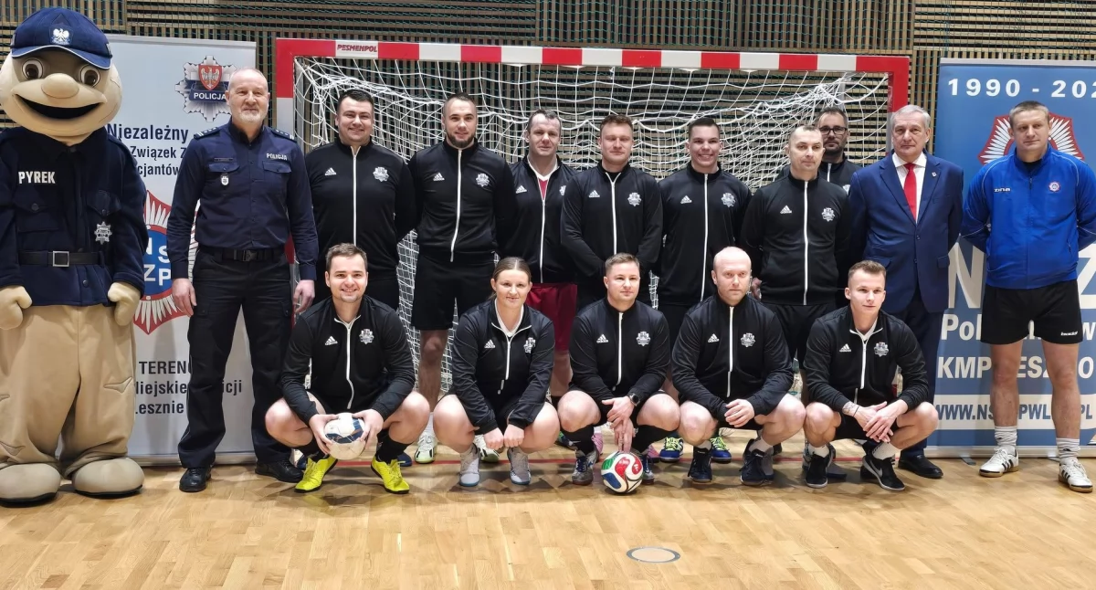 Kościańscy policjanci na podium charytatywnego turnieju!
