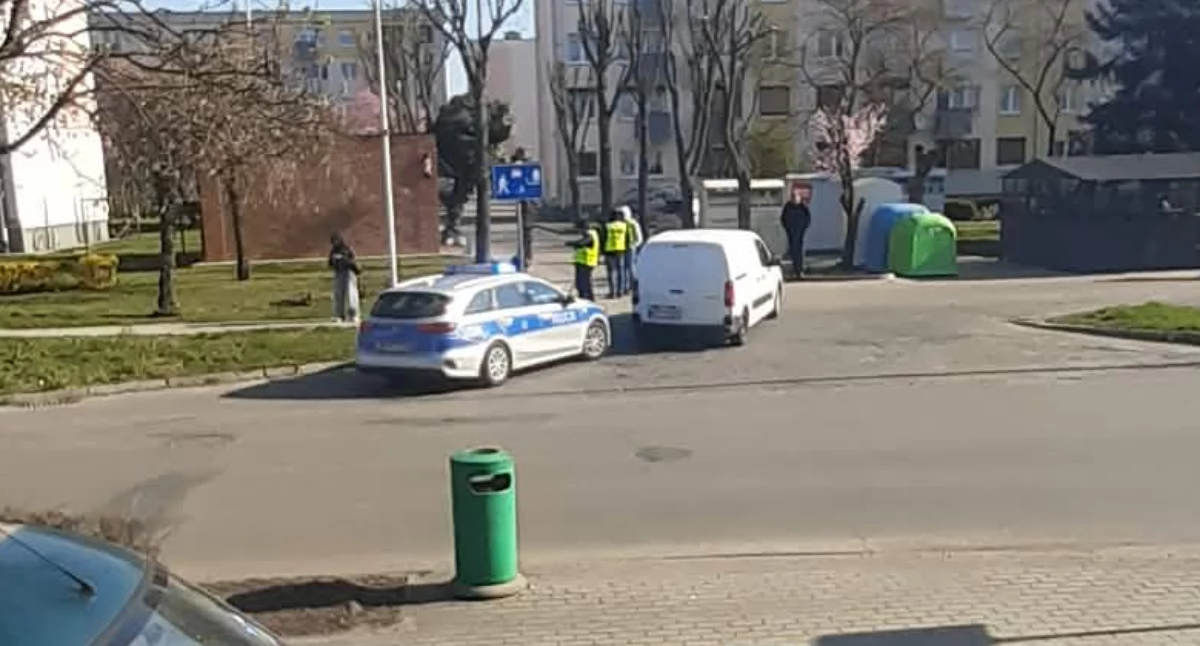 Wypadek na Wyzwolenia w Kościanie. Samochodem potrącił rowerzystę