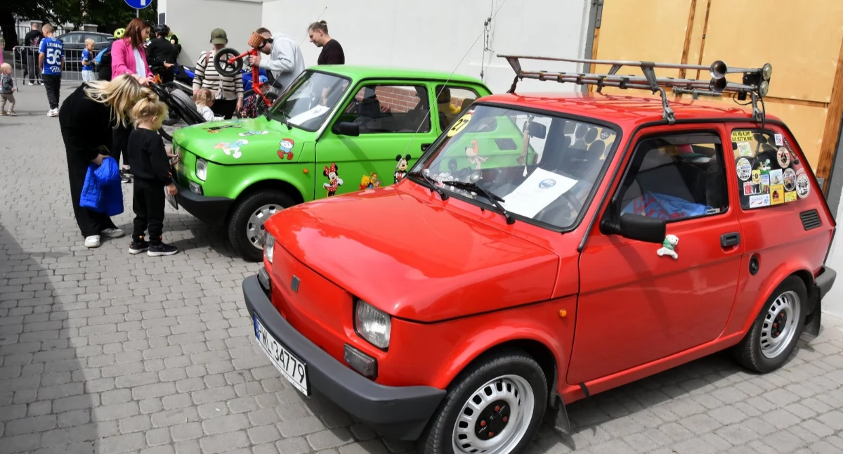 I Charytatywny Zlot Klasyków i Pojazdów Zabytkowych PRL [ZDJĘCIA]
