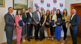 Nauczyciele szkół powiatowych z awansami! 