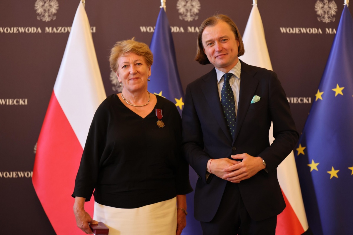 Wojewoda Mazowiecki wręczył odznaczenia zasłużonym mieszkańcom powiatu łosickiego