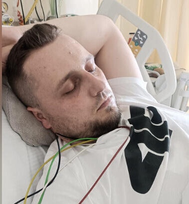 Walka z chorobą i czasem: Zbiórka na operację ratującą życie Kamila