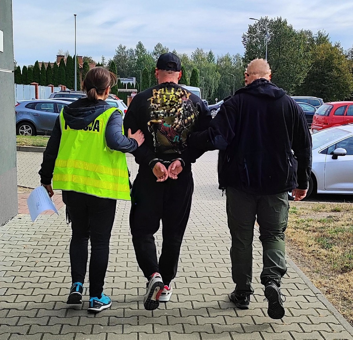 Areszt za posiadanie i uprawę znacznej ilości narkotyków