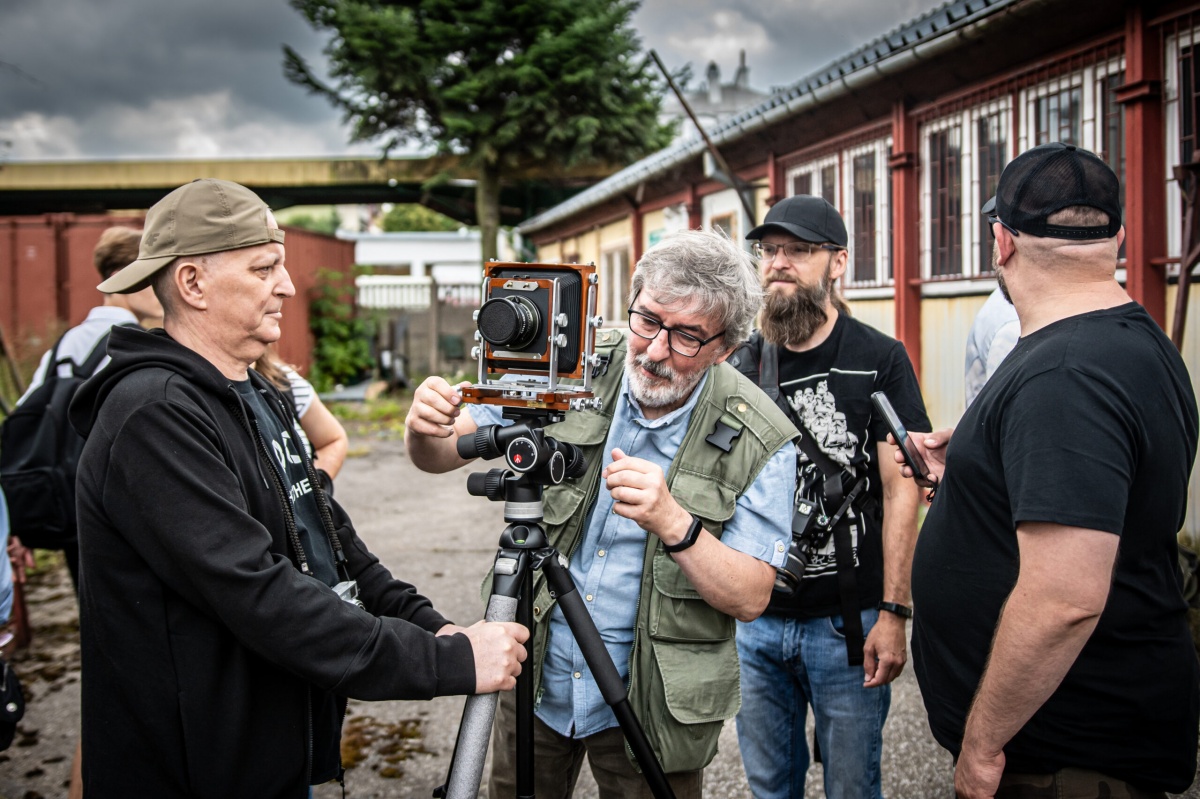 Tadeusz Żaczek w łosickiej Fotograficznej Kapsule Czasu