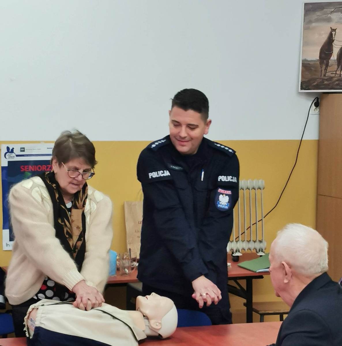 Spotkanie z seniorami w ramach kampanii mazowieckich policjantów 
