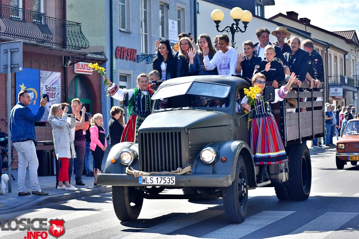 Parada pojazdów z okazji Dni Łosic 2022 - Fotorelacja