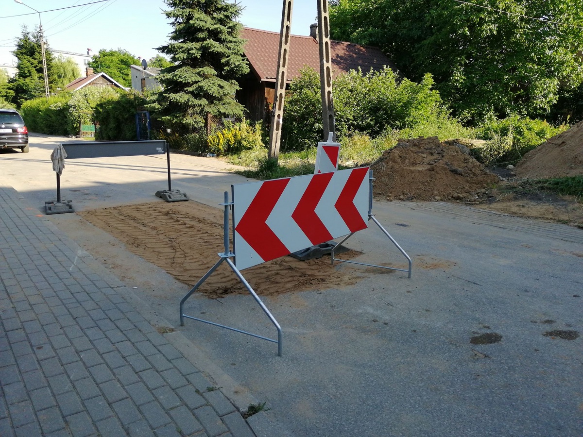 Prace modernizacyjne sieci kanalizacyjnej na ulicach Kolejowa i Nowa w Łosicach
