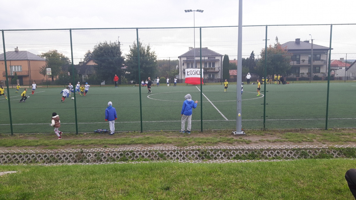 Kolejny udany weekend młodych piłkarzy