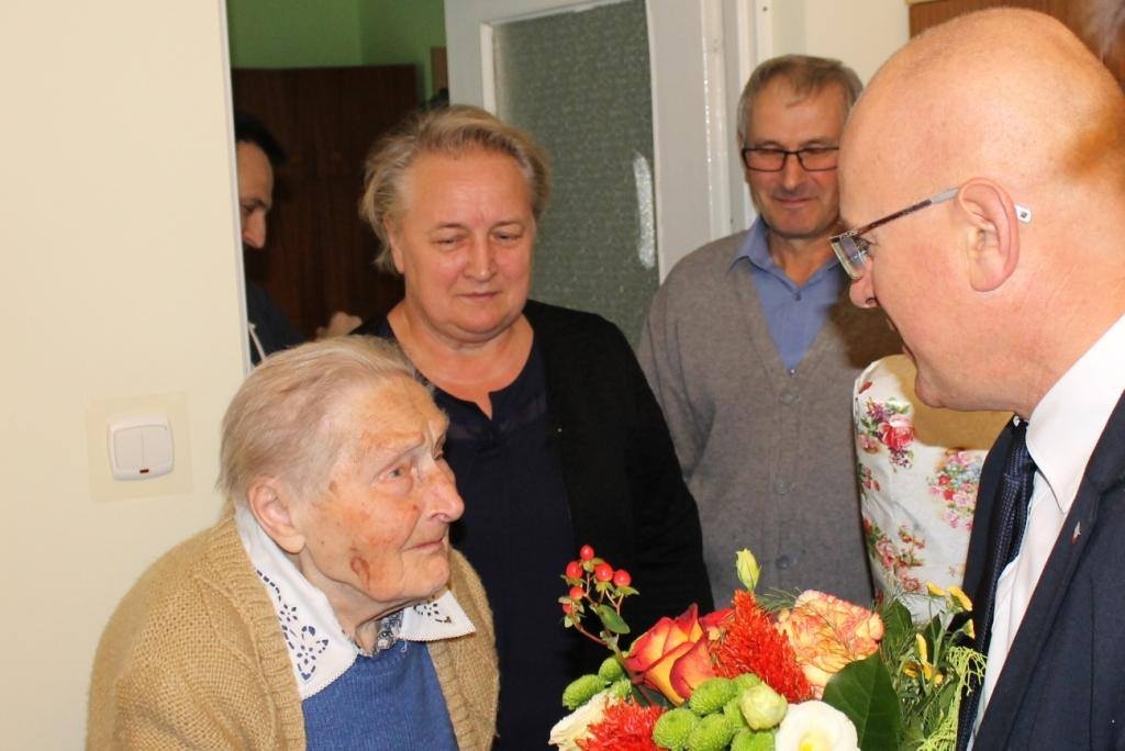 Wspaniały jubileusz Tekli Stanisławy Wasiluk z Chybowa