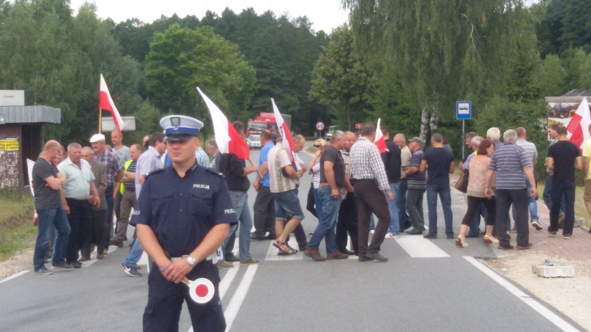 Komunikat policji w sprawie blokady DK 19