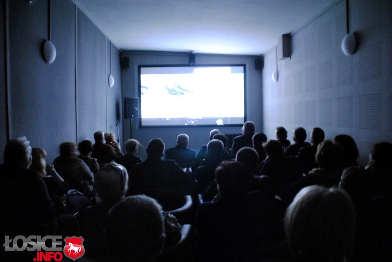 Kino za Rogiem już otwarte!