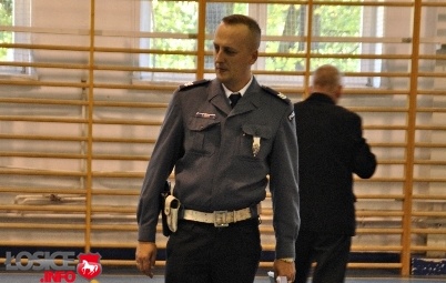 Policjanci uratowali życie mężczyźnie
