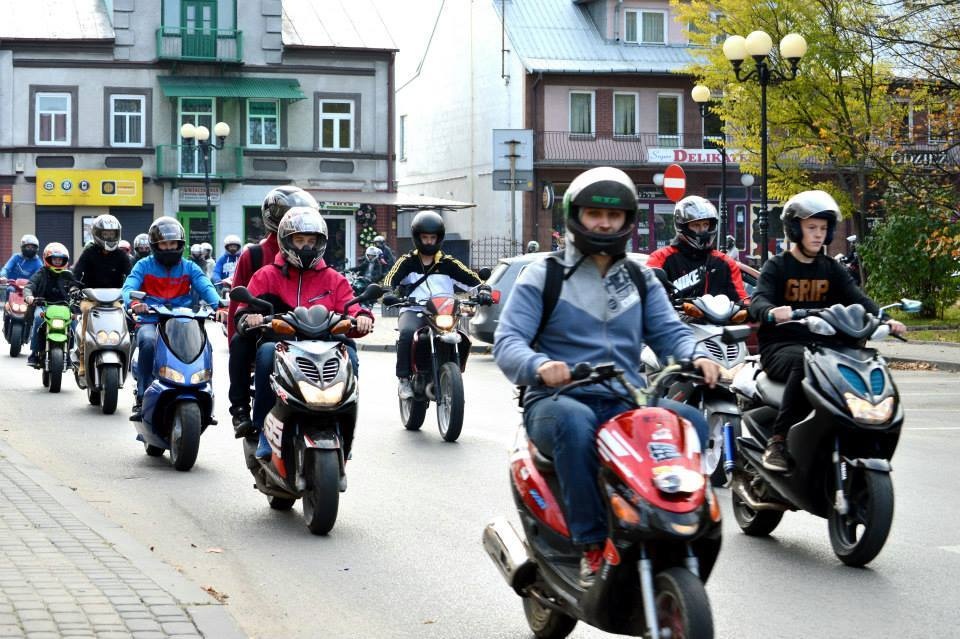 Kolejny zlot miłośników skuterów