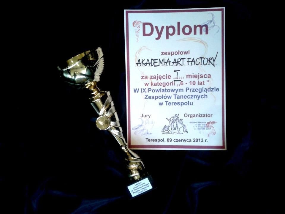 IX Powiatowy Przegląd Zespołów Tanecznych w Terespolu. Gratulujemy łosickiej Akademii Art Factory!!