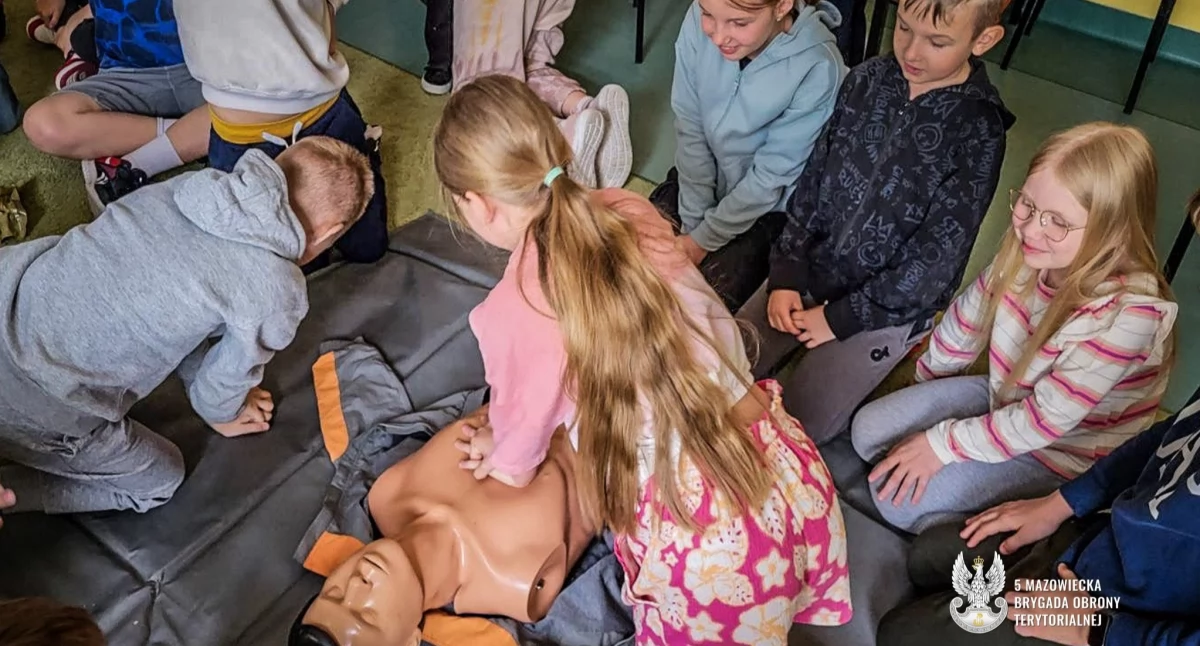 Żołnierze 5 Mazowieckiej Brygady OT ponownie  w szkołach w ramach III edycji projektu  „Edukacja z wojskiem”