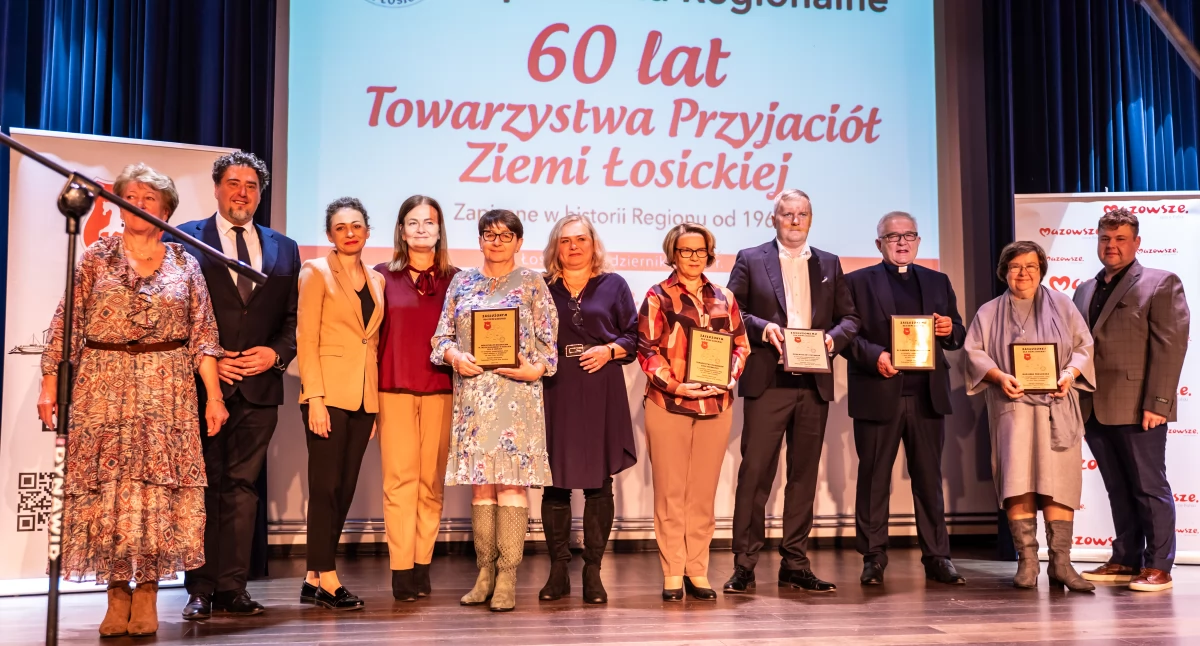Jubileusz Towarzystwa Przyjaciół Ziemi Łosickiej w centrum XXII Spotkań Regionalnych