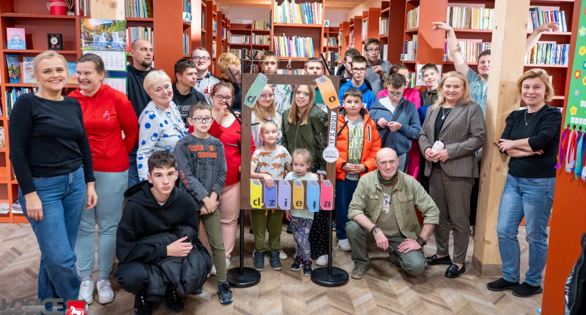 Zagadki między regałami i kino po zmroku. Tak wyglądała Noc Bibliotek w Łosicach