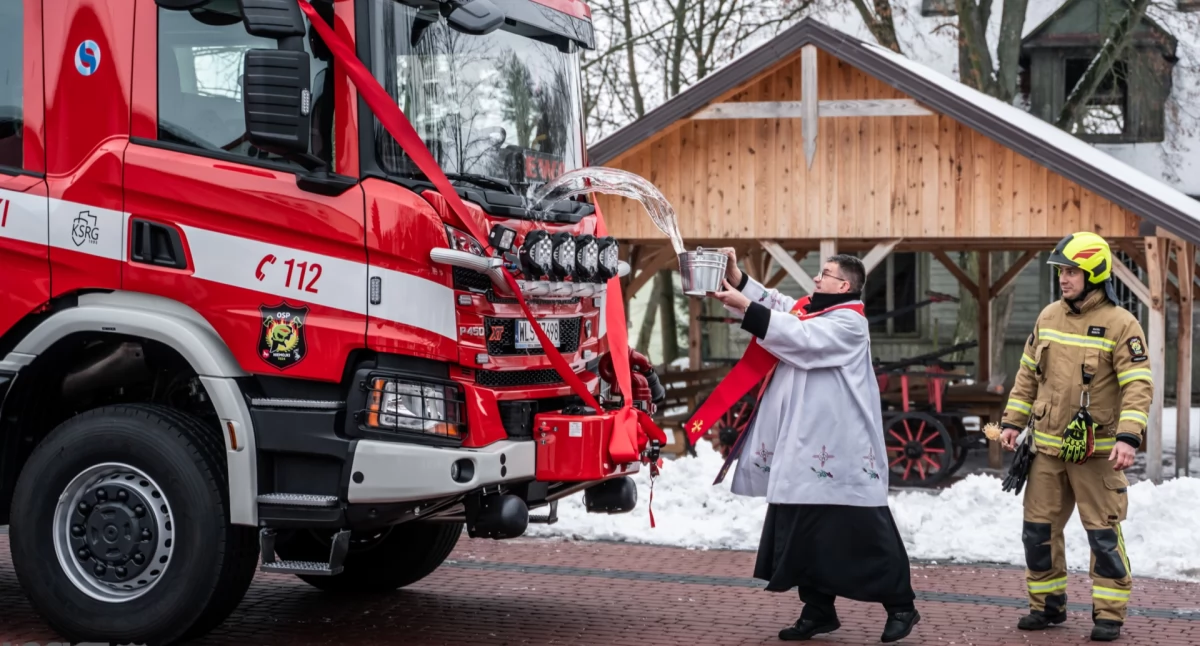 Nowy wóz już w Niemojkach. OSP z większymi możliwościami