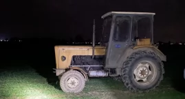 Blisko 3 promile, brak uprawnień i próba potrącenia policjanta. 47-latek zatrzymany po pościgu w gminie Olszanka