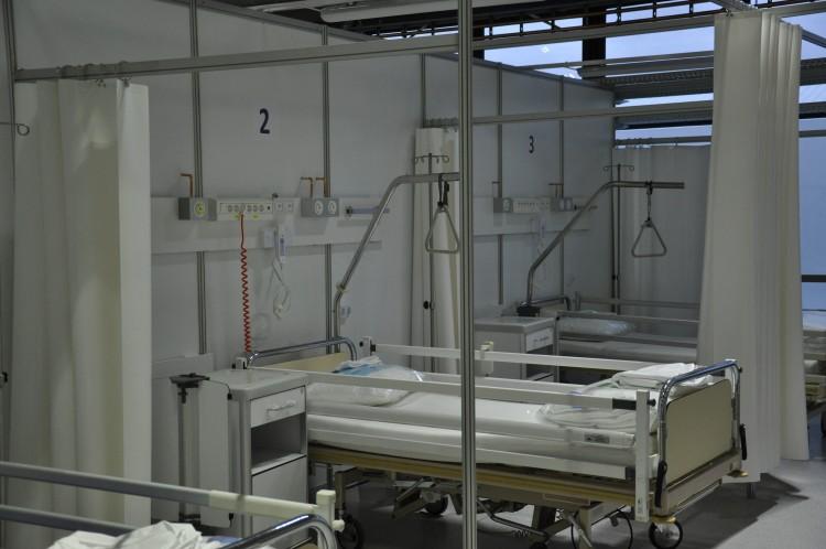 Trzecia fala epidemii. Wrocławski szpital tymczasowy ma 72 godziny na otwarcie