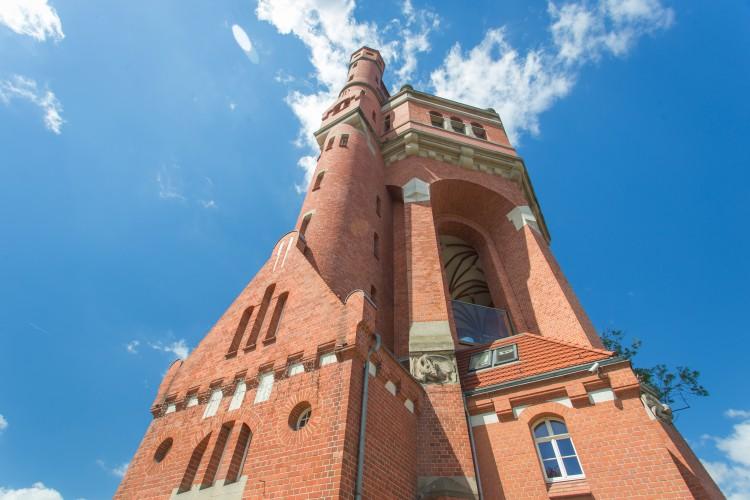 Wieża ciśnień przy al. Wiśniowej sprzedana! Co dalej? Hotel, biura, restauracja [ZDJĘCIA]