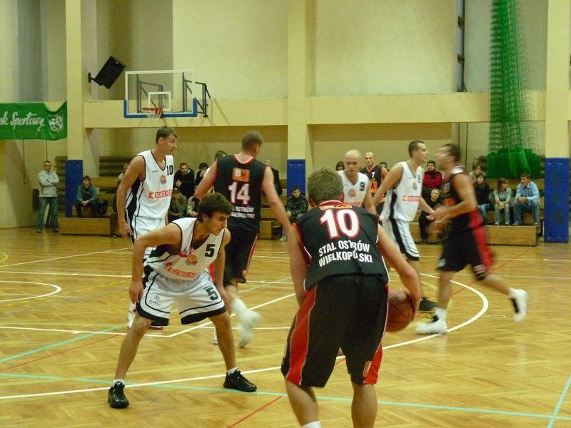 WKK Wrocław ogrywa Stal