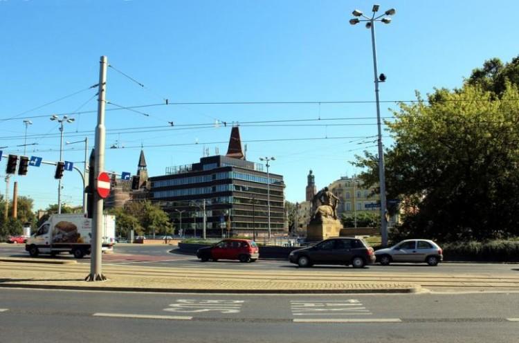 Zmiana nazwy pl. Jana Pawła II we Wrocławiu. Jest decyzja rady miejskiej