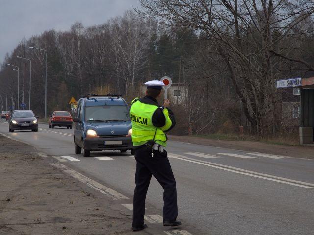 Tutaj wrocławscy policjanci kontrolują prędkość w piątek