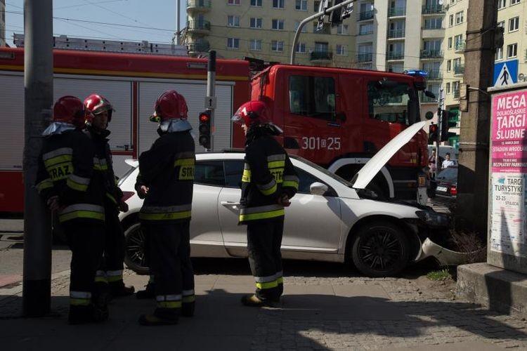 Poniedziałek we Wrocławiu: Chińczycy zainteresowani Śląskiem, płonący samochód i walka o Wschodnią Obwodnicę (PODSUMOWANIE DNIA)