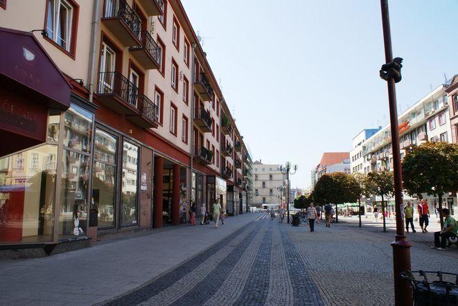 Urzędnicy szukają najemcy lokalu przy Świdnickiej. Lumpeks nie wchodzi w grę