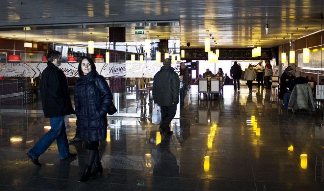 Wrocławskie lotnisko niczym dobra galeria handlowa
