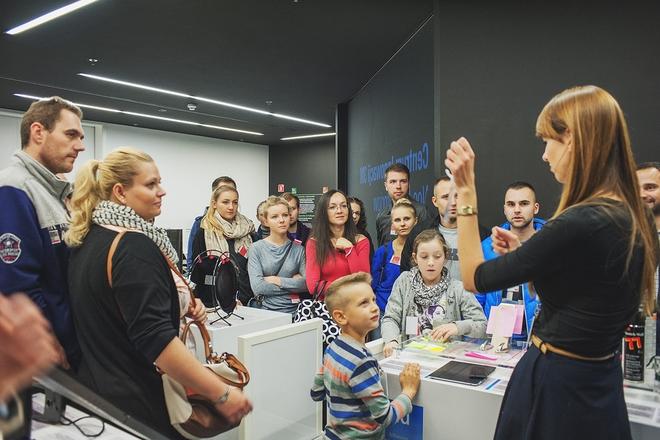 Noc Laboratoriów. Prawie 4 tysiące osób poznało tajniki wrocławskich pracowni badawczych [FOTO]