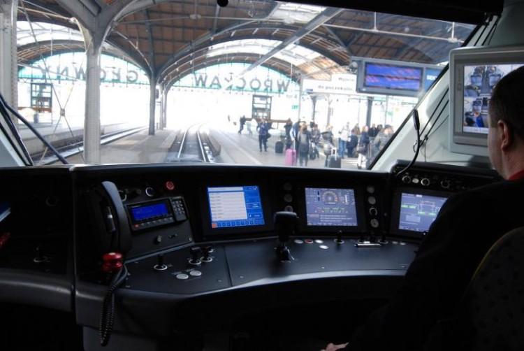 Dzisiaj zmienia się rozkład PKP [ZMIANY DLA WROCŁAWIA]