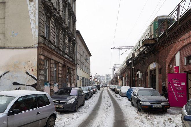 Noga z gazu w centrum Wrocławia. Na jednej z ulic nie pojedziemy więcej niż 30 km/h