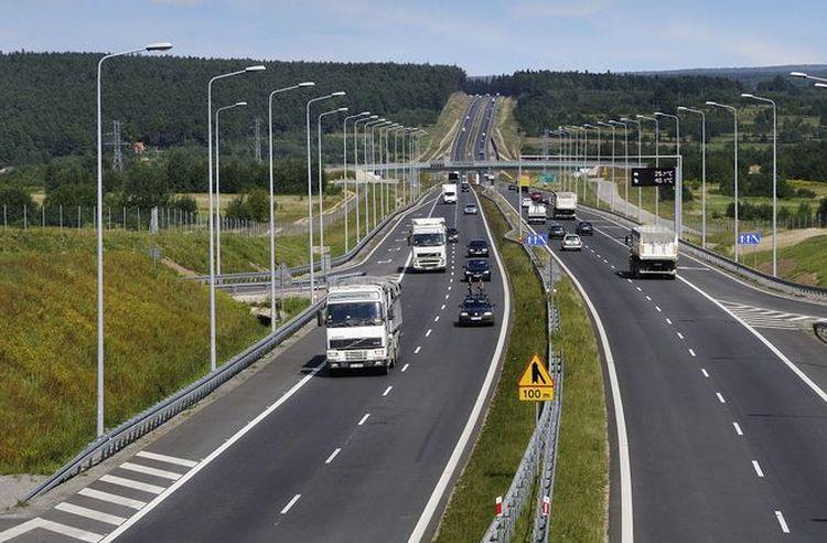 Kolizja na Autostradowej Obwodnicy Wrocławia, utrudnienia w obu kierunkach