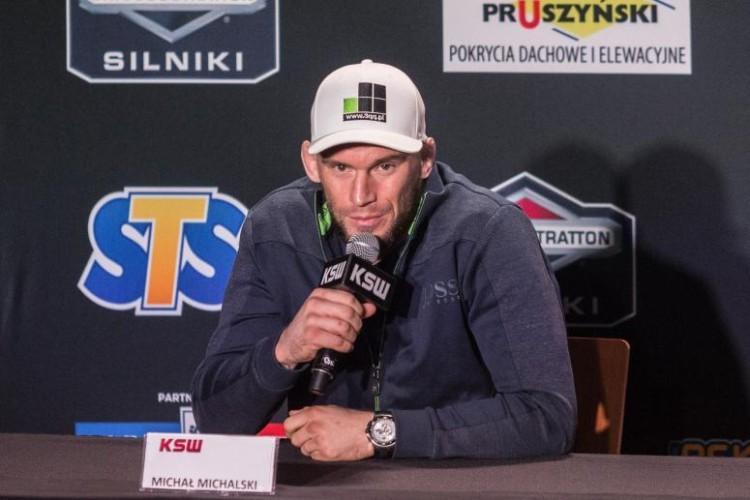 Marzenia o walce o pas trzeba odłożyć na później. Wrocławianin szybko rozbity na KSW 62