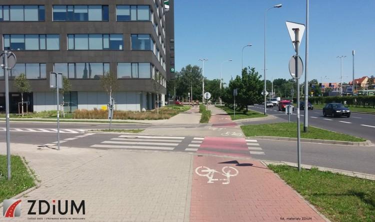 Ruszyła budowa kolejnych wyniesionych przejść dla pieszych